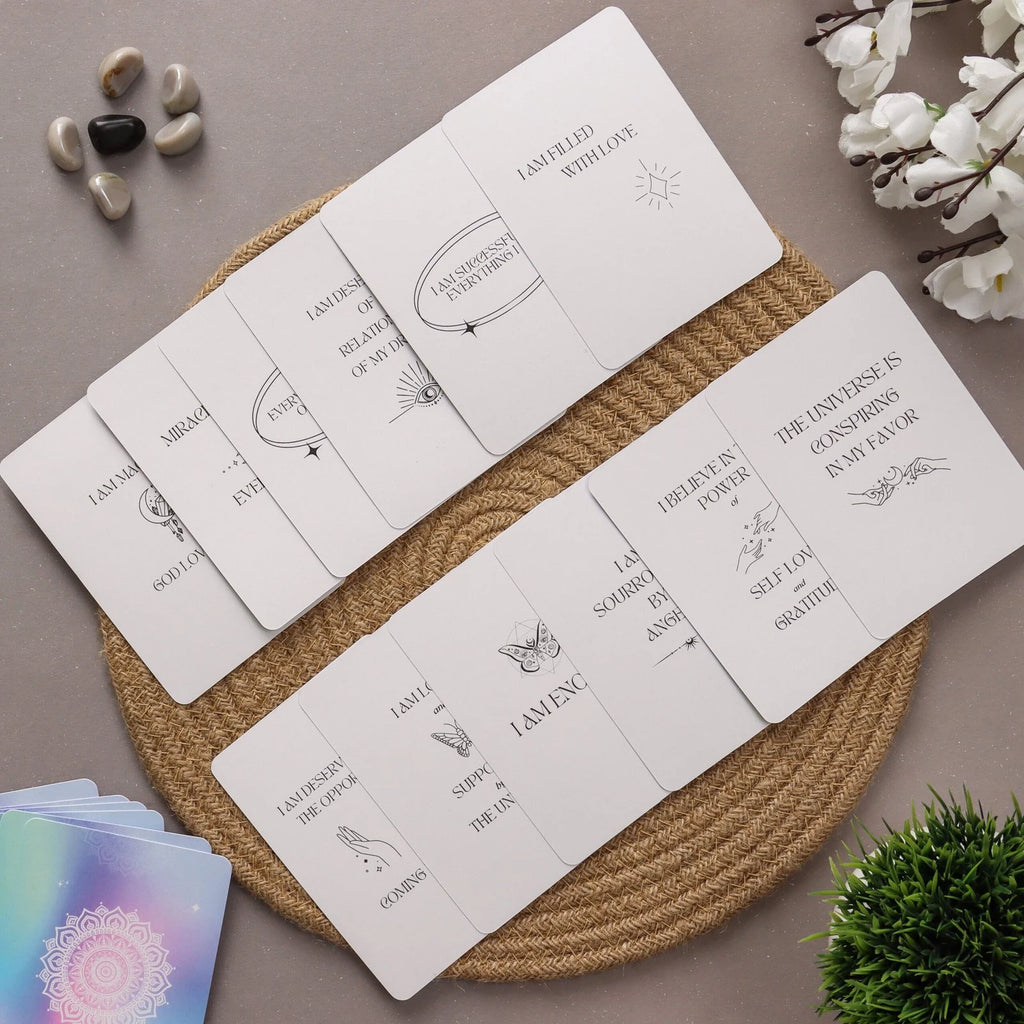 Positive Affirmations Deck: 50 Cards to Cultivate Positivity and Self-Confidence