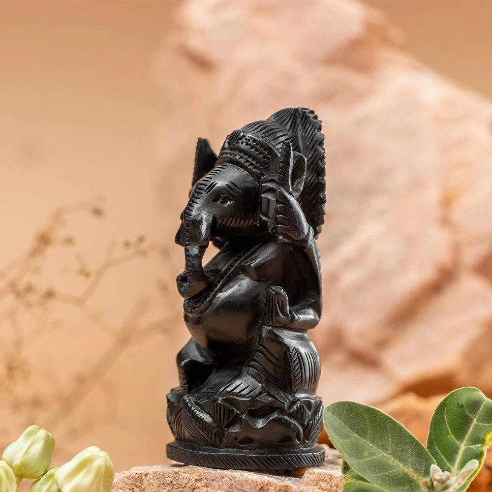 Karungali Ganesha
