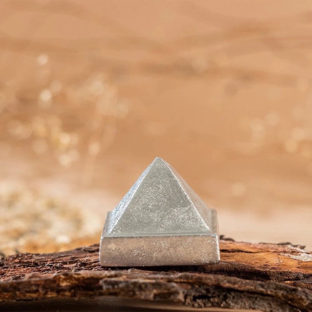 Mercury Pyramid (104 gm)